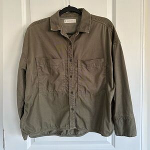 Everlane | The Boxy Overshirt in Buttersoft